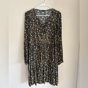 Women's Olive Floral Long-Sleeve Tiered Dress